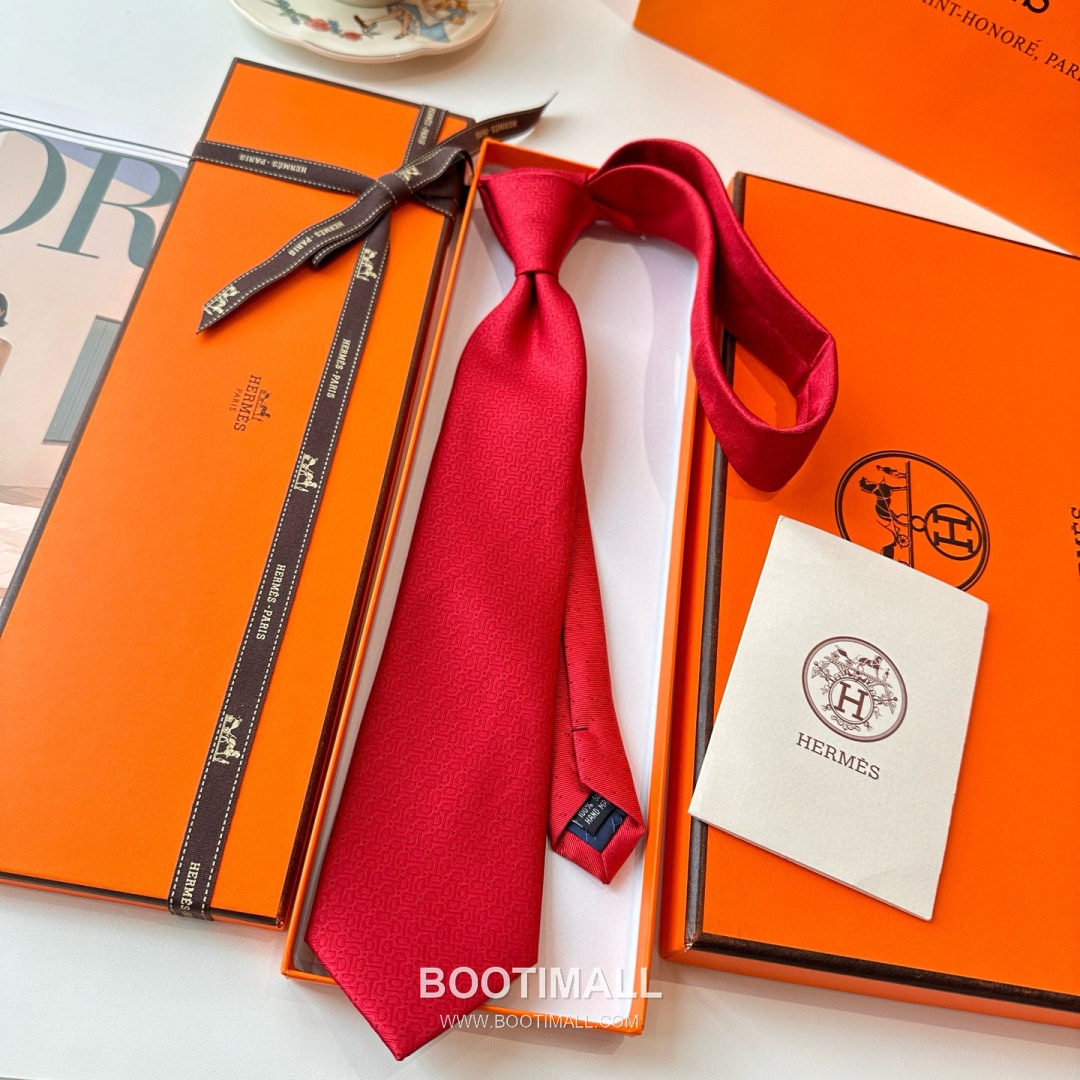 Hermes Men's Tie Silk Twill Black 에르메스 남성 넥타이 실크 트윌 블랙 9