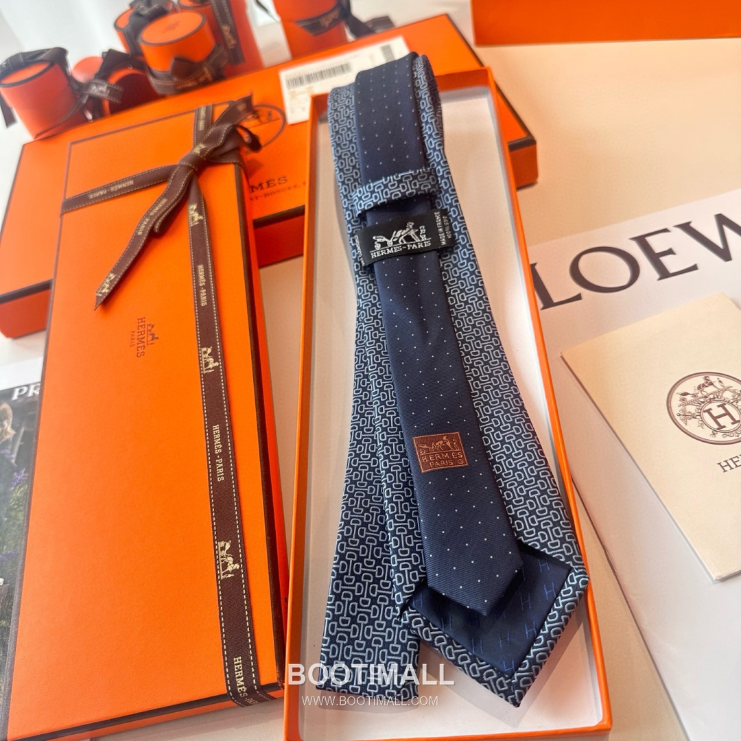Hermes Men's Tie Silk Twill Black 에르메스 남성 넥타이 실크 트윌 블랙 3