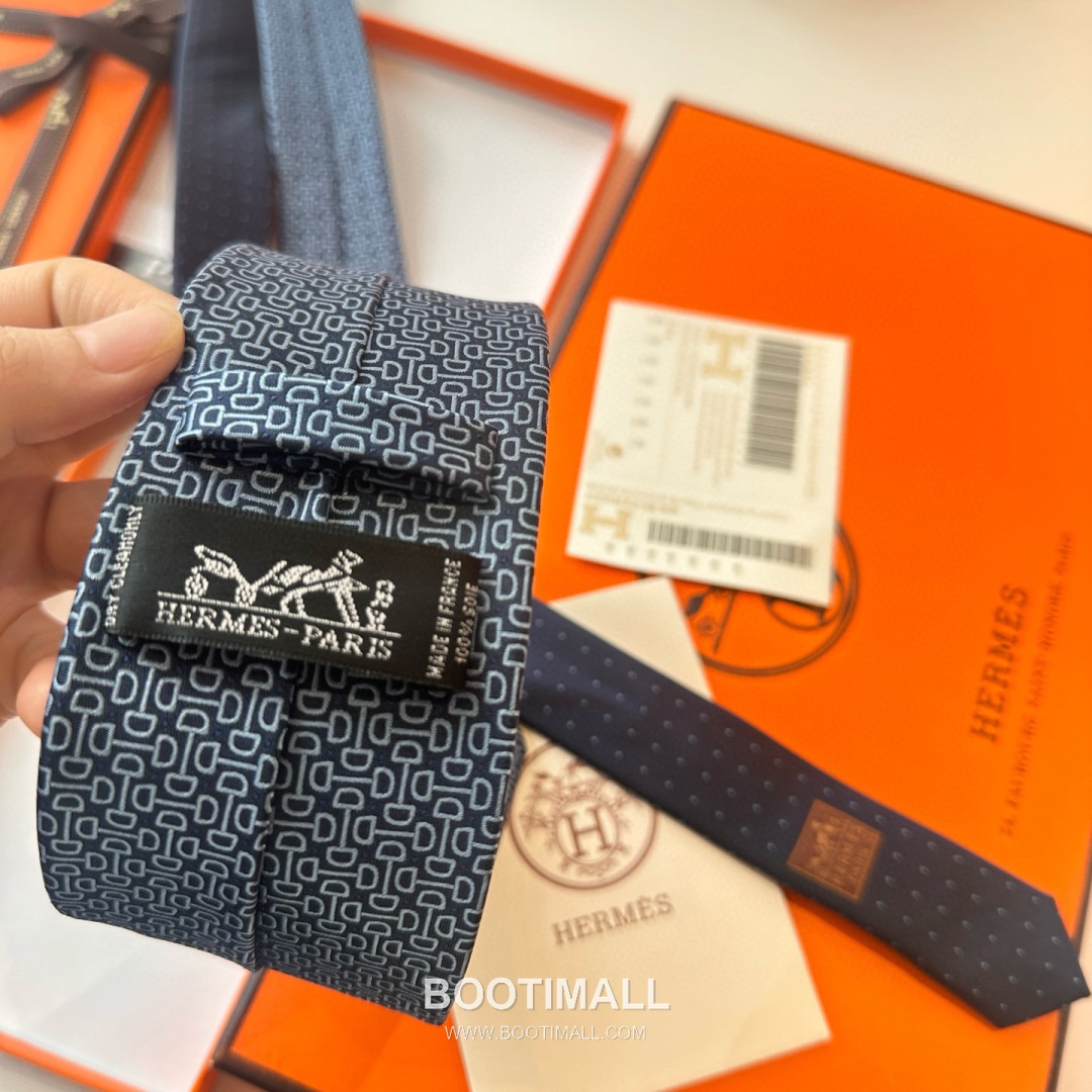 Hermes Men's Tie Silk Twill Black 에르메스 남성 넥타이 실크 트윌 블랙 5