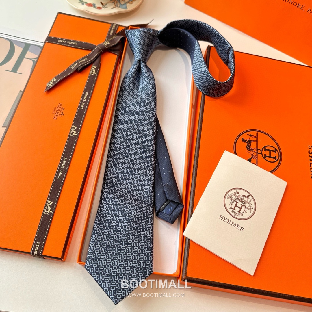 Hermes Men's Tie Silk Twill Black 에르메스 남성 넥타이 실크 트윌 블랙 9