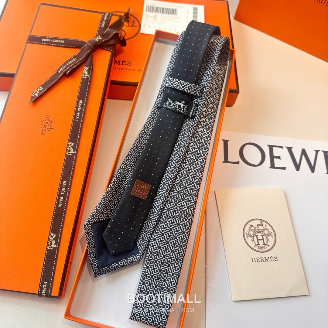 Hermes Men's Tie Silk Twill Black 에르메스 남성 넥타이 실크 트윌 블랙 3