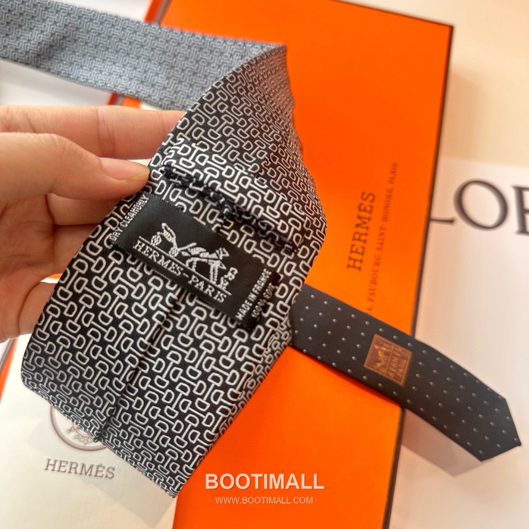 Hermes Men's Tie Silk Twill Black 에르메스 남성 넥타이 실크 트윌 블랙 5