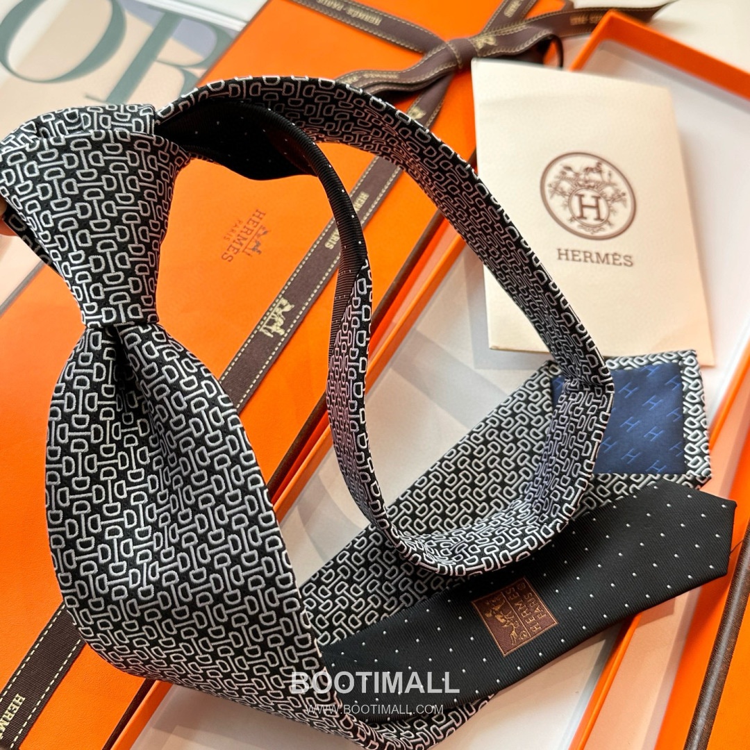 Hermes Men's Tie Silk Twill Black 에르메스 남성 넥타이 실크 트윌 블랙 12