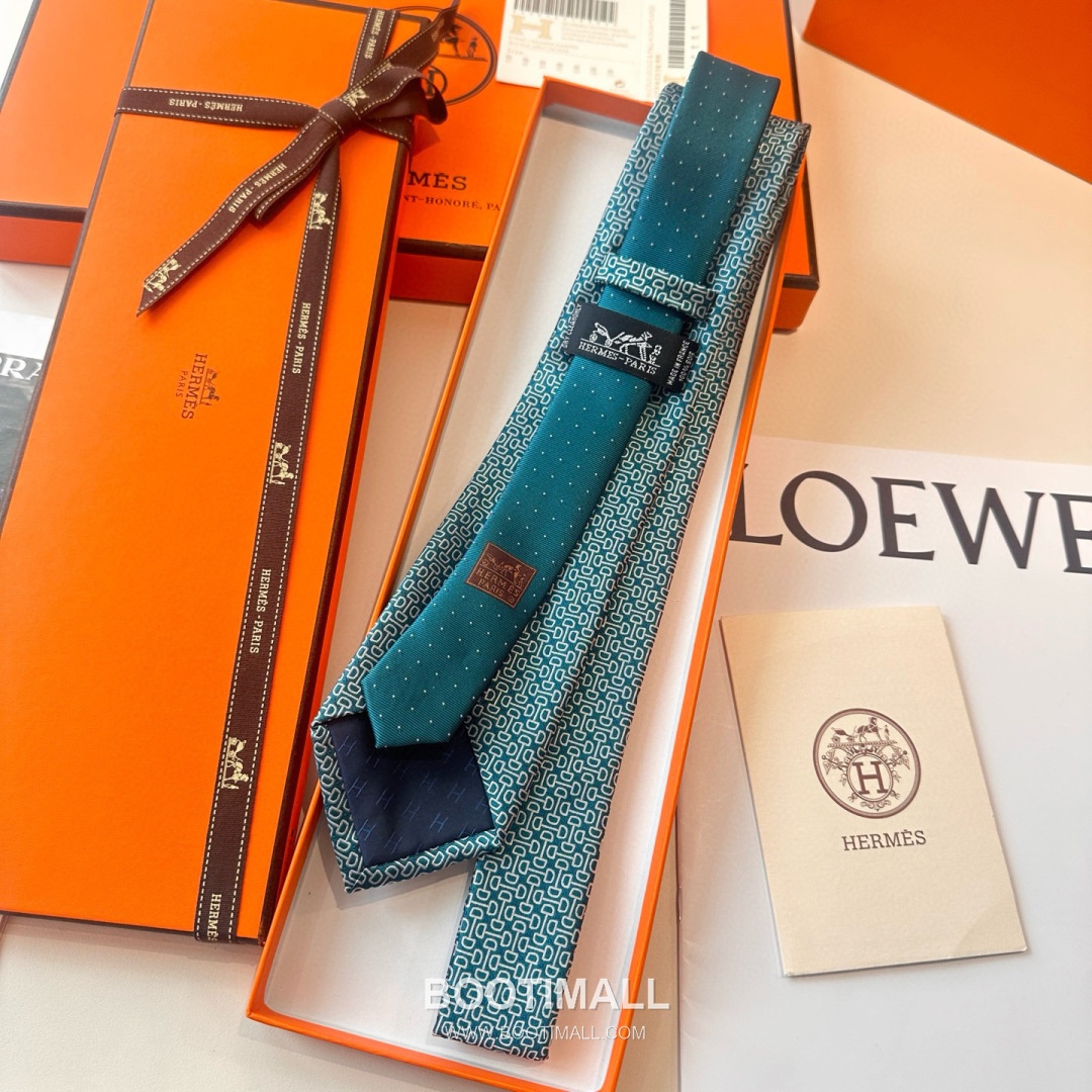 Hermes Men's Tie Silk Twill Black 에르메스 남성 넥타이 실크 트윌 블랙 3