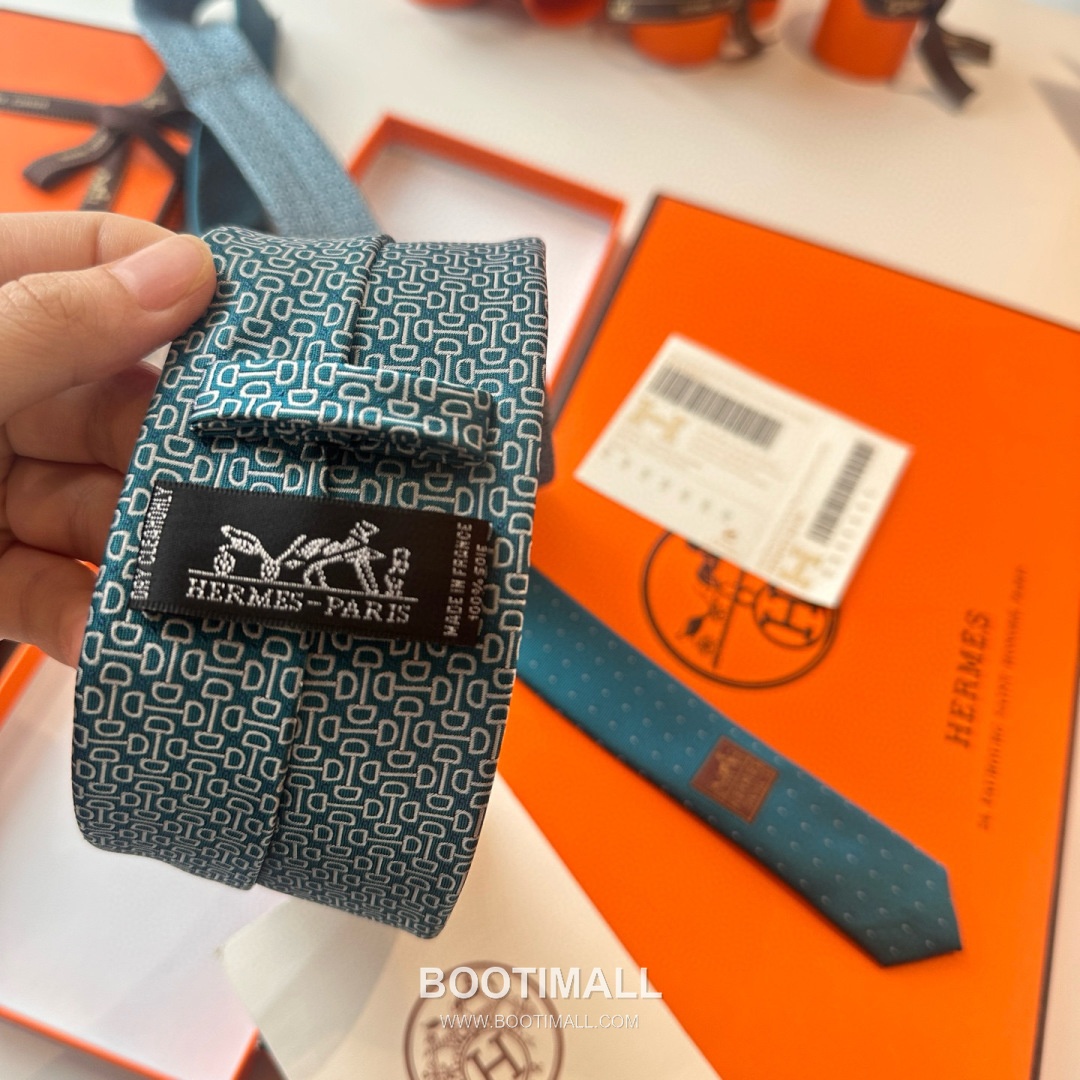 Hermes Men's Tie Silk Twill Black 에르메스 남성 넥타이 실크 트윌 블랙 5