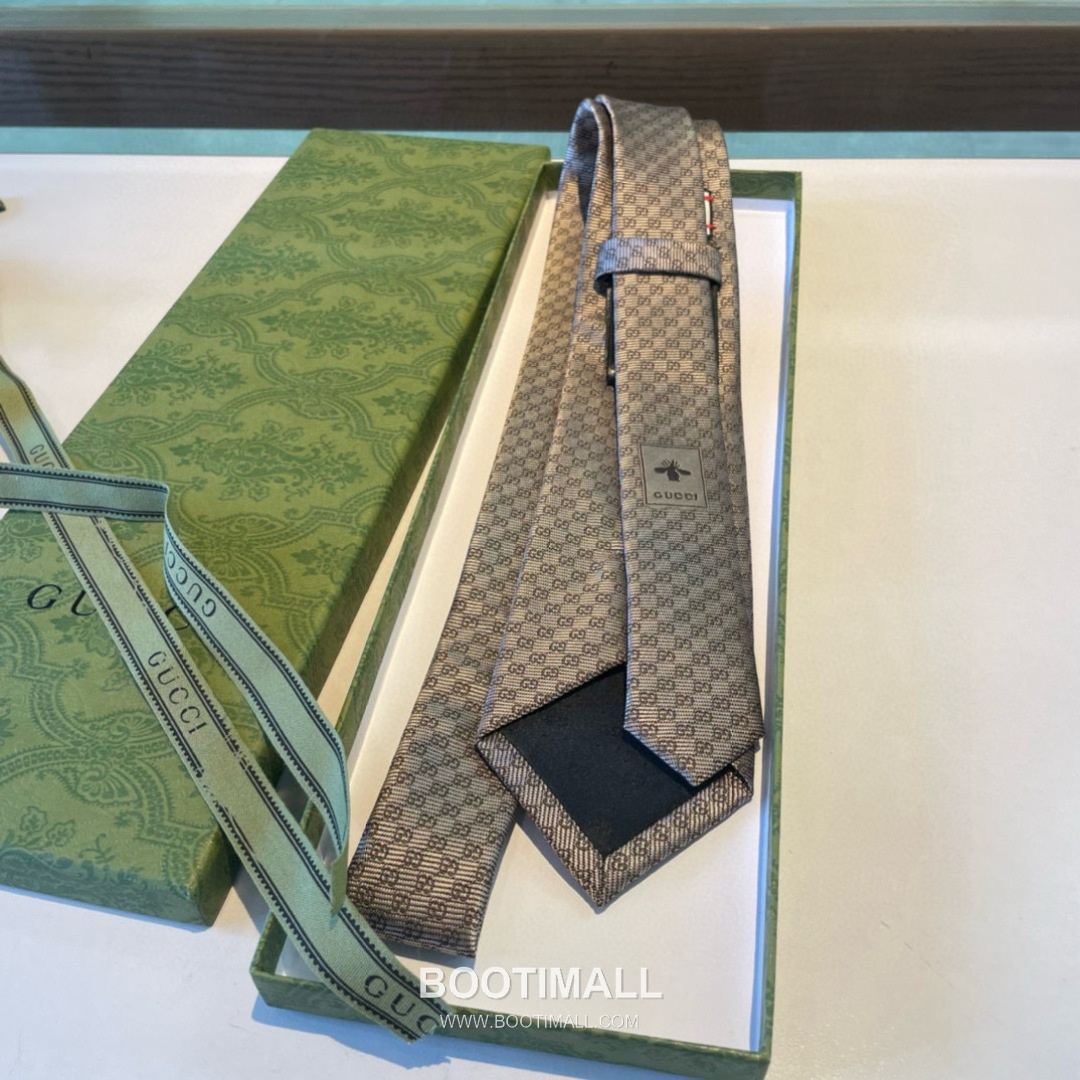 Gucci GG Jacquard Tie Silk Black 구찌 GG 자카드 넥타이 실크 블랙 3