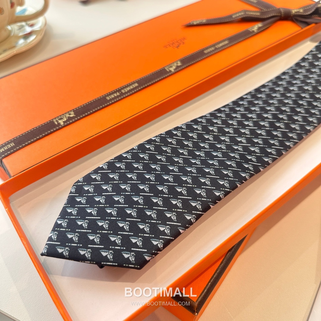 Hermes Printed Tie Silk Twill Multicolor 에르메스 프린트 넥타이 실크 트윌 멀티컬러 4