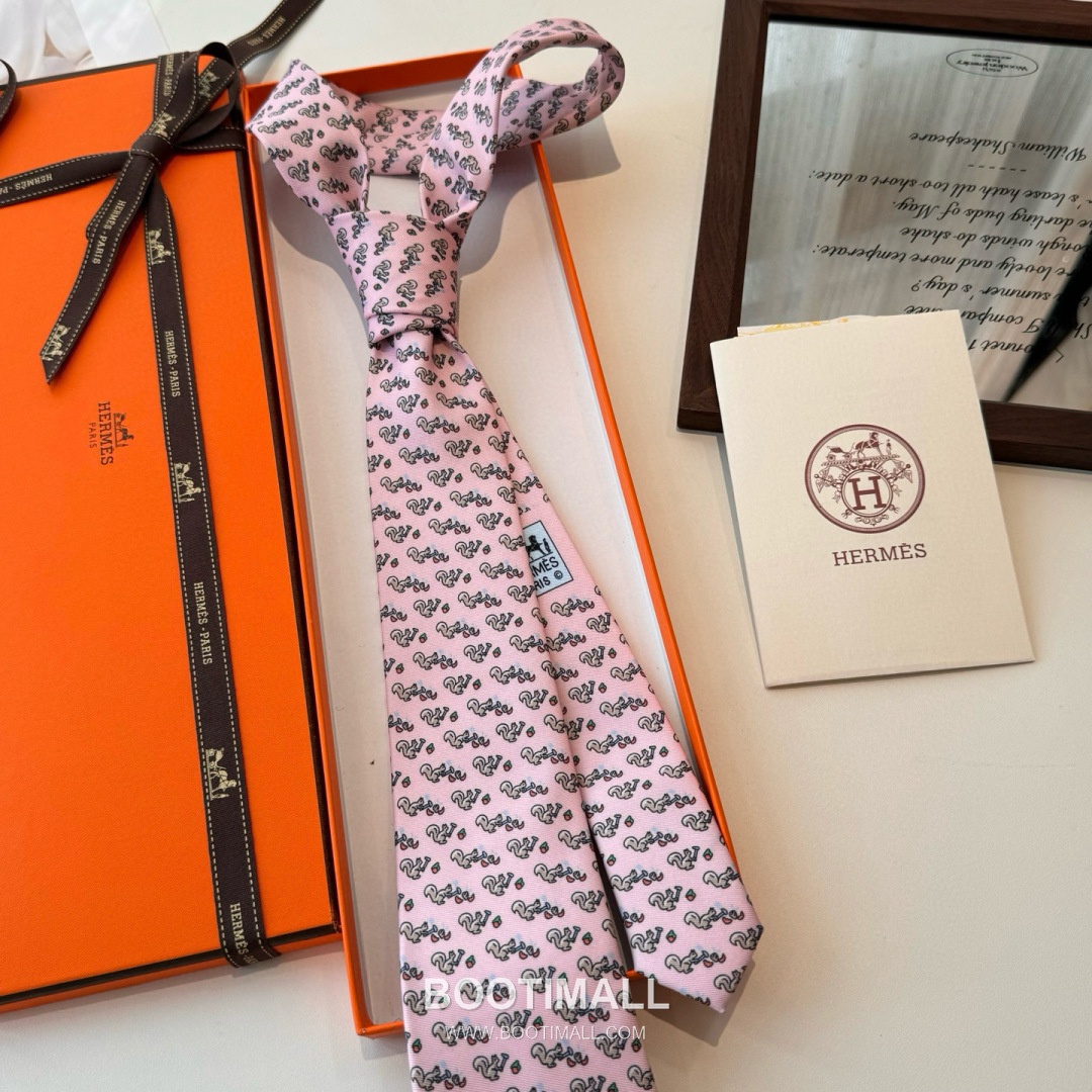 Hermes Handmade Twill Tie Silk Multicolor 에르메스 핸드메이드 트윌 넥타이 실크 멀티컬러 7cm 3