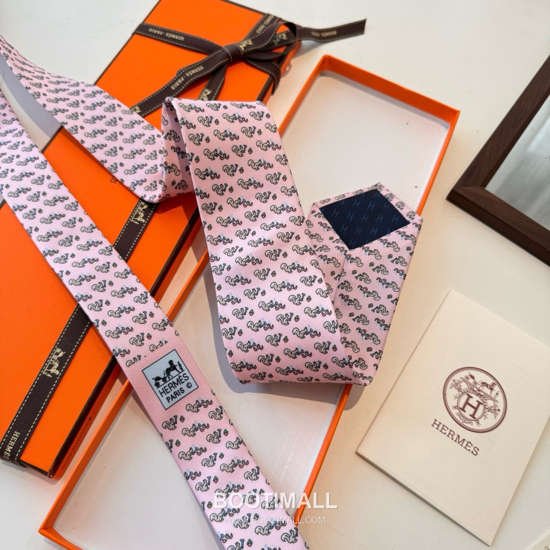 Hermes Handmade Twill Tie Silk Multicolor 에르메스 핸드메이드 트윌 넥타이 실크 멀티컬러 7cm 7