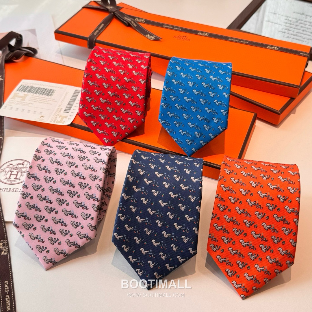 Hermes Handmade Twill Tie Silk Multicolor 에르메스 핸드메이드 트윌 넥타이 실크 멀티컬러 7cm 1