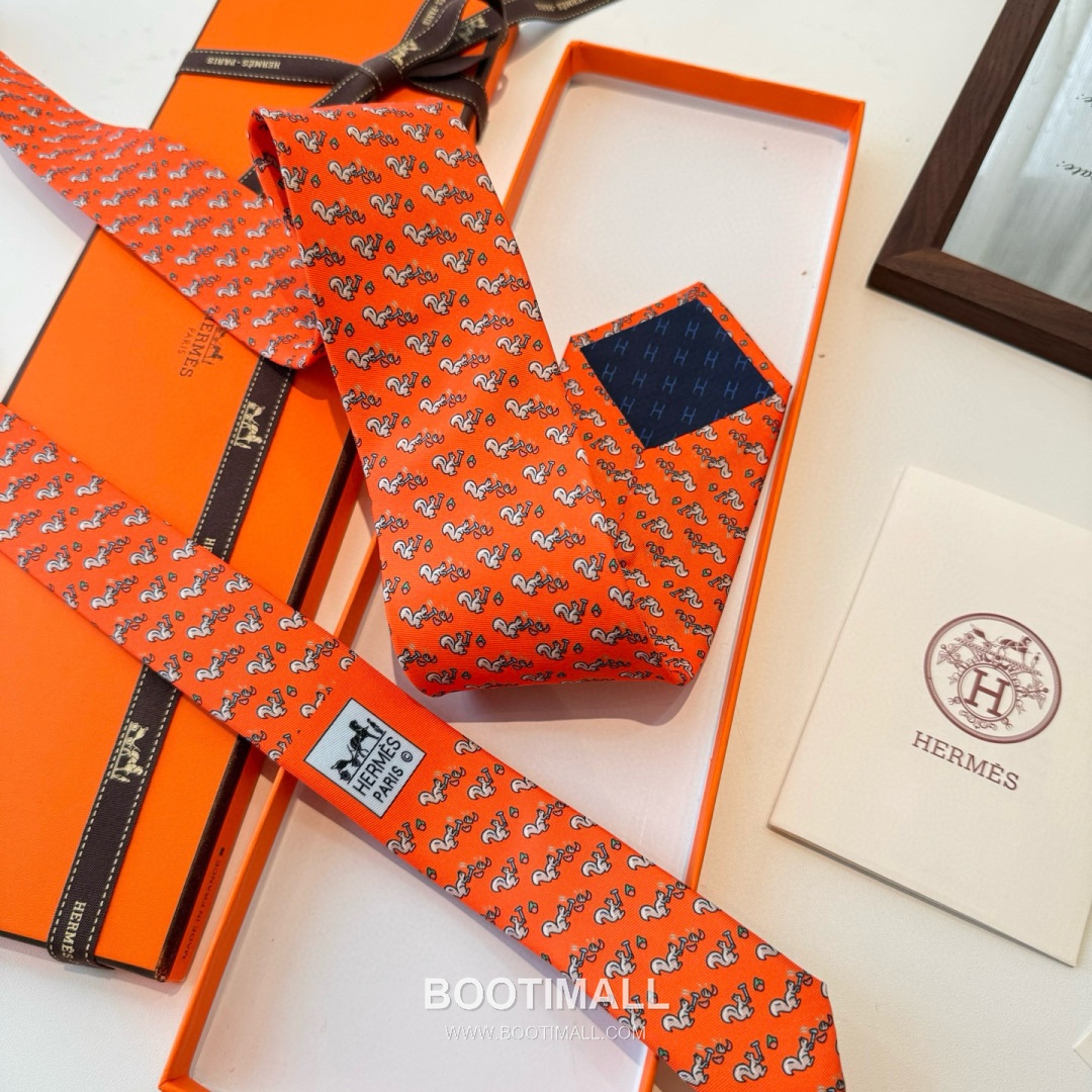 Hermes Handmade Twill Tie Silk Multicolor 에르메스 핸드메이드 트윌 넥타이 실크 멀티컬러 7cm 7