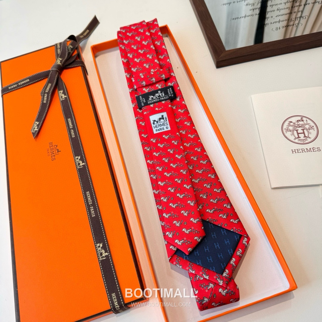 Hermes Handmade Twill Tie Silk Multicolor 에르메스 핸드메이드 트윌 넥타이 실크 멀티컬러 7cm 3