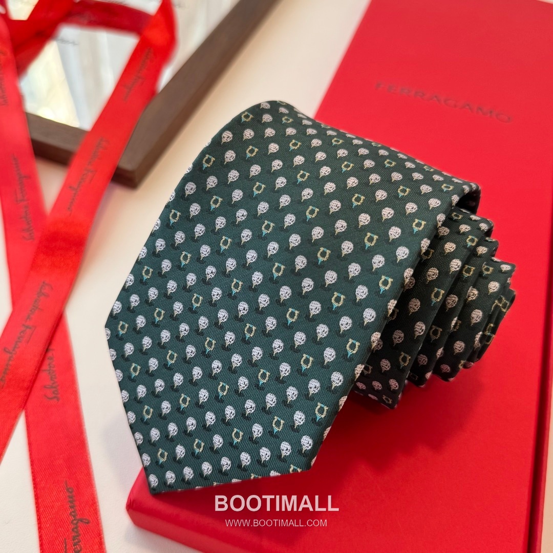 Ferragamo Tie Collection 100% Silk Twill Black 페라가모 타이 컬렉션 실크 트윌 100% 블랙 6