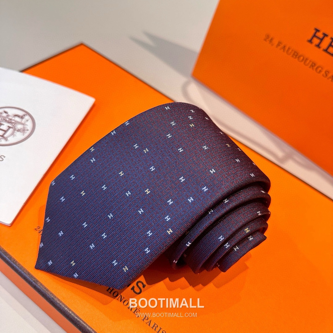 Hermes Philippe Mouquet Tie Silk Black 에르메스 필리프 무케 넥타이 실크 블랙 7cm 9