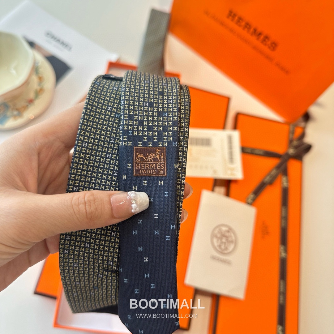 Hermes Philippe Mouquet Tie Silk Black 에르메스 필리프 무케 넥타이 실크 블랙 7cm 6