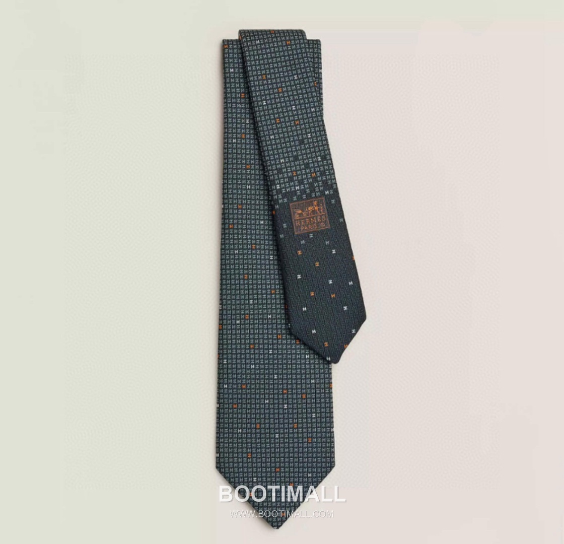 Hermes Philippe Mouquet Tie Silk Black 에르메스 필리프 무케 넥타이 실크 블랙 7cm 1