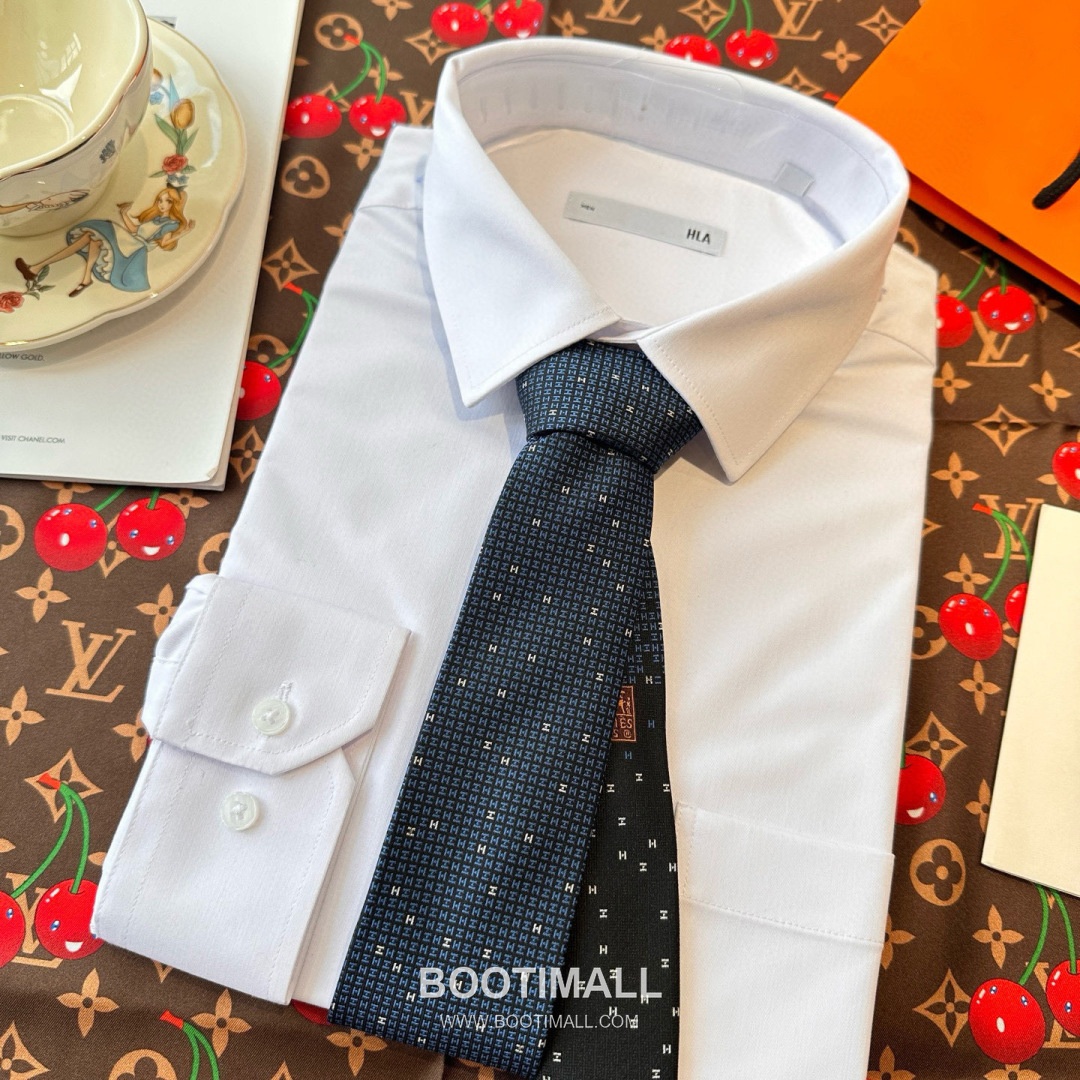 Hermes Philippe Mouquet Tie Silk Black 에르메스 필리프 무케 넥타이 실크 블랙 7cm 9