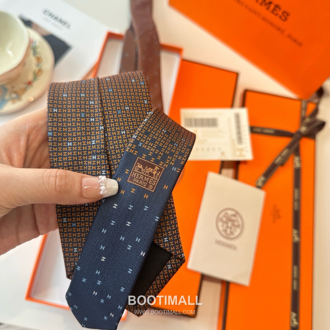 Hermes Philippe Mouquet Tie Silk Black 에르메스 필리프 무케 넥타이 실크 블랙 7cm 5