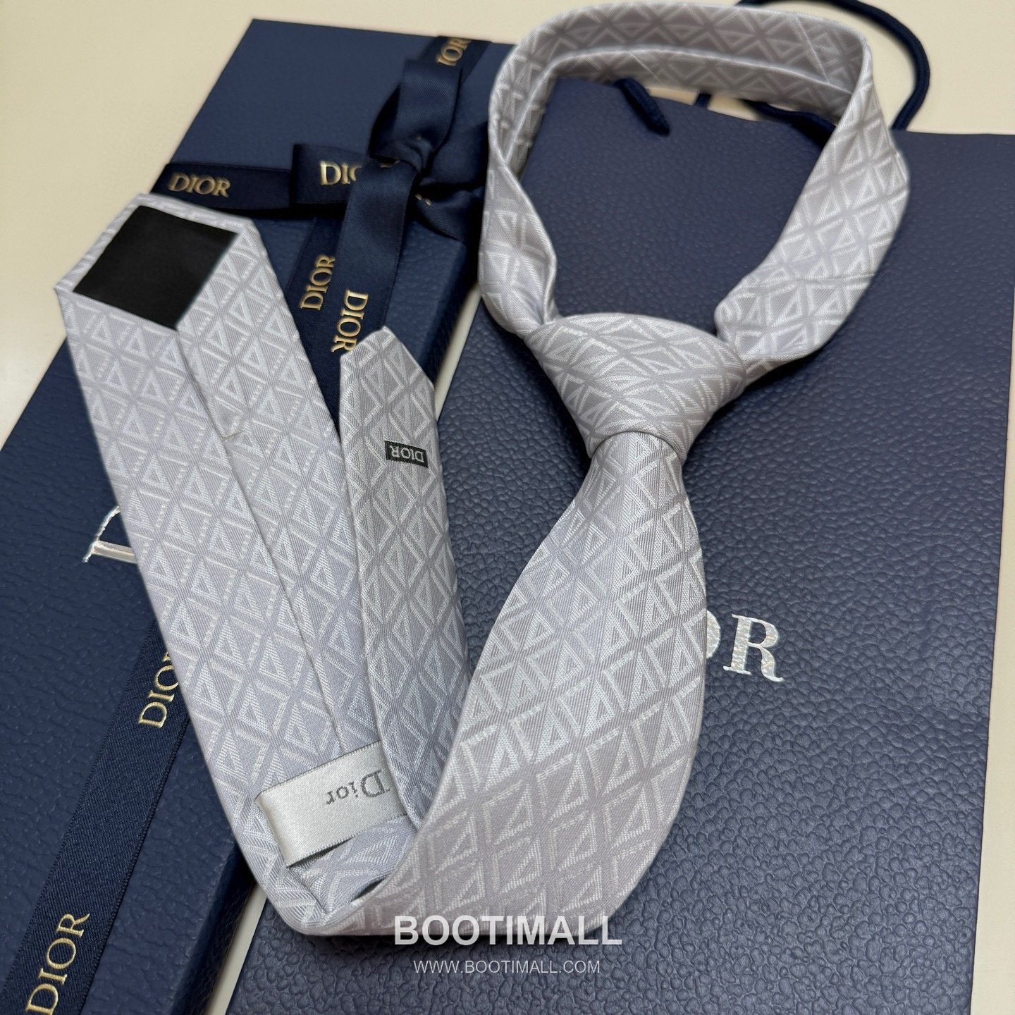 Dior CD Diamond Tie Silk Black 디올 CD 다이아몬드 넥타이 실크 블랙 11