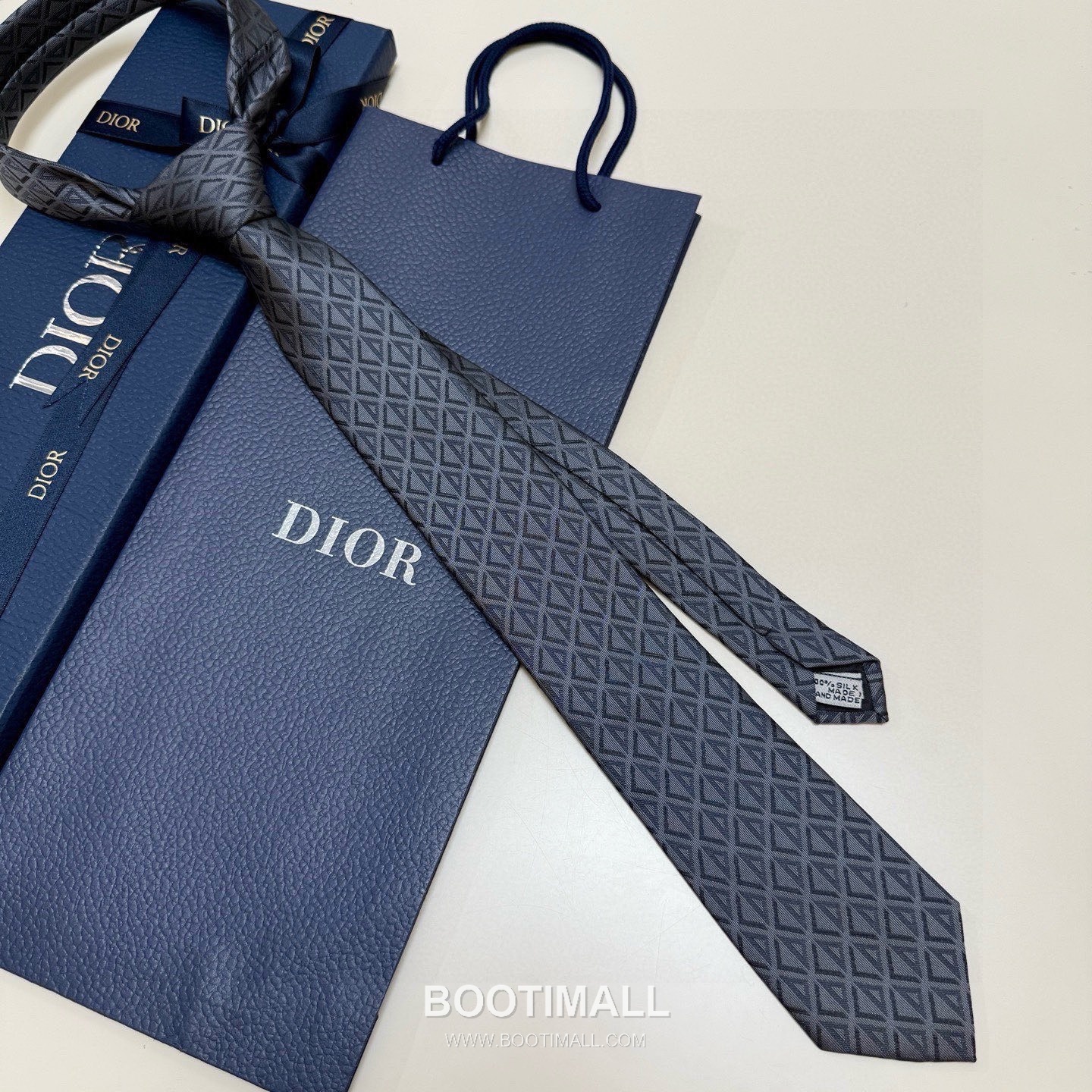 Dior CD Diamond Tie Silk Black 디올 CD 다이아몬드 넥타이 실크 블랙 8