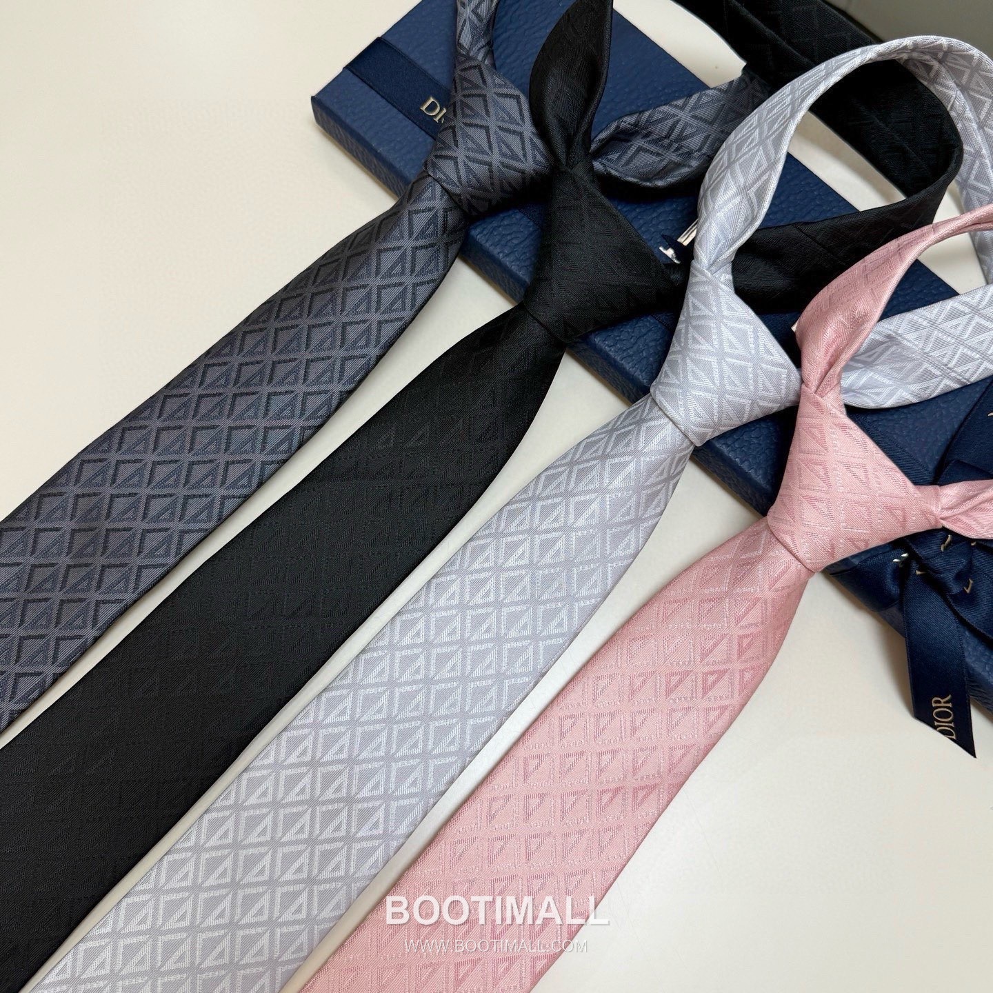 Dior CD Diamond Tie Silk Black 디올 CD 다이아몬드 넥타이 실크 블랙 12