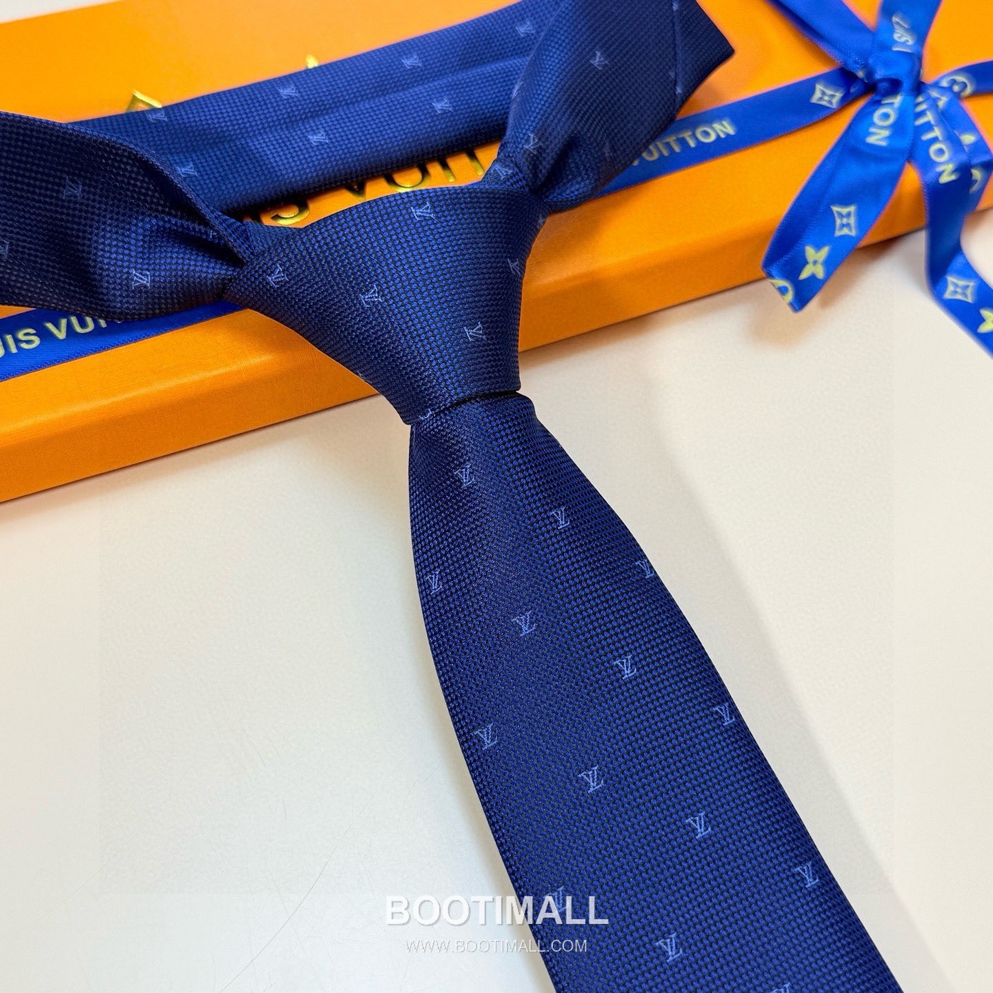 Louis Vuitton Diamonds V Tie Silk Jacquard Dark 루이비통 다이아몬드 V 넥타이 실크 자카드 다크 10