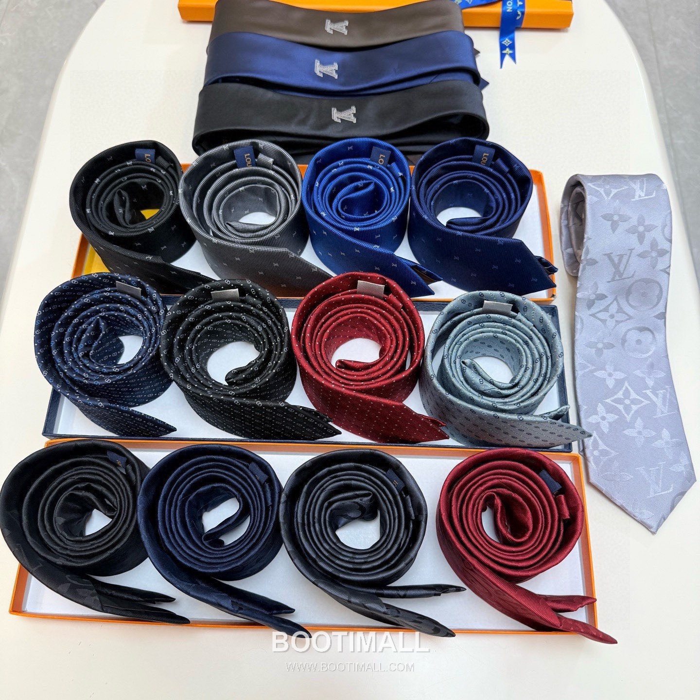 Louis Vuitton Diamonds V Tie Silk Jacquard Dark 루이비통 다이아몬드 V 넥타이 실크 자카드 다크 12