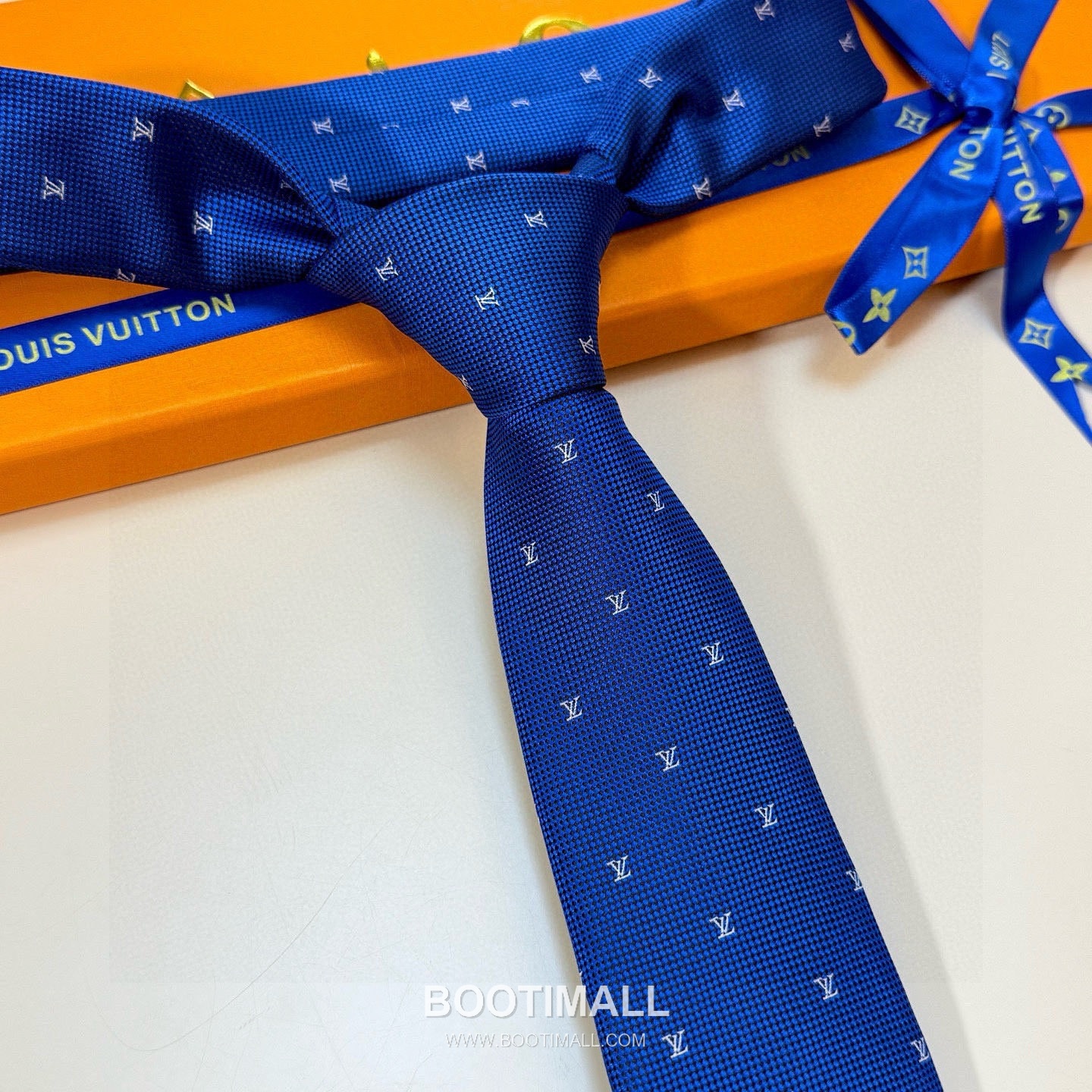 Louis Vuitton Diamonds V Tie Silk Jacquard Dark 루이비통 다이아몬드 V 넥타이 실크 자카드 다크 10