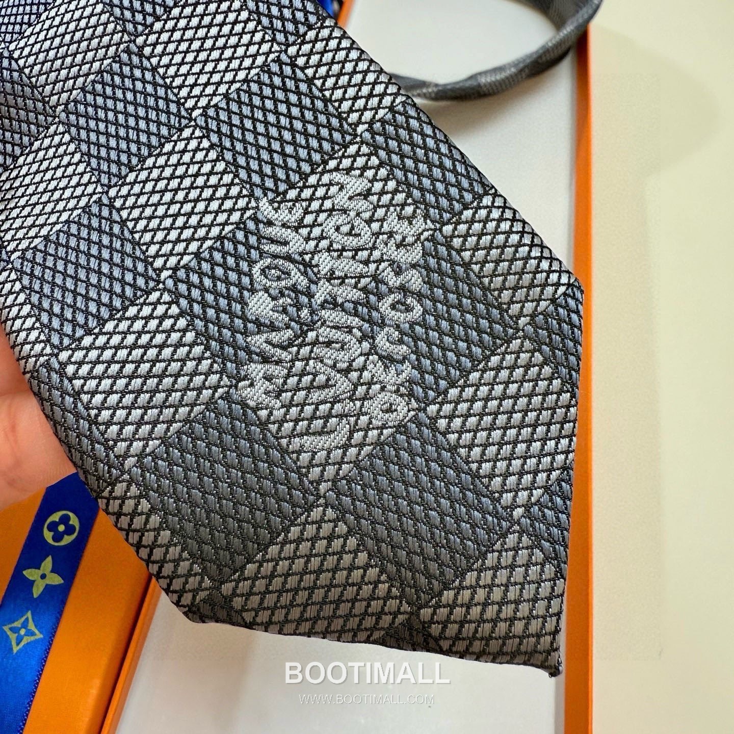 Louis Vuitton Damier Jacquard Tie Silk Black 루이비통 다미에 자카드 넥타이 실크 블랙 7