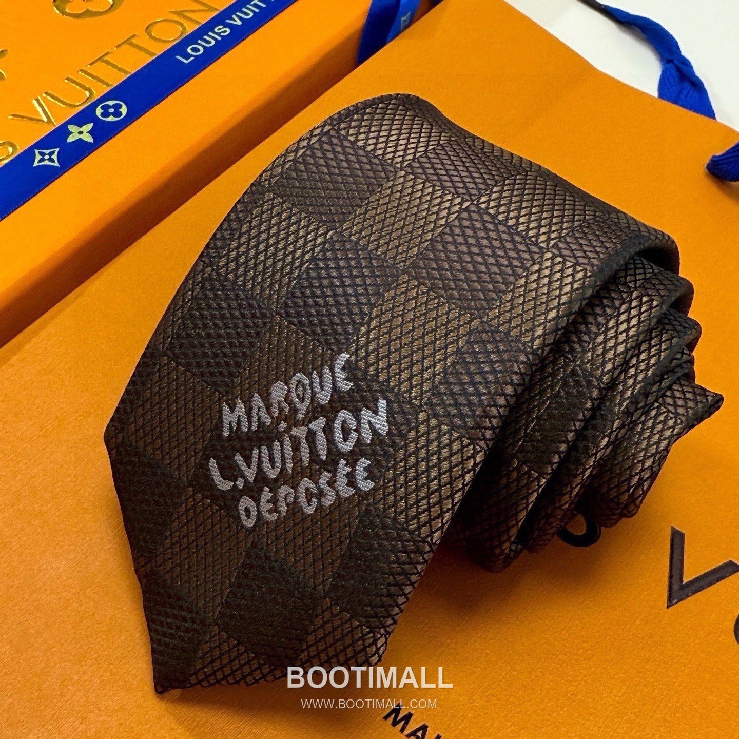 Louis Vuitton Damier Jacquard Tie Silk Black 루이비통 다미에 자카드 넥타이 실크 블랙 1