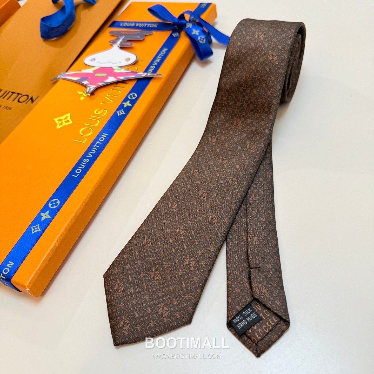 Louis Vuitton Monogram Flower Tie Silk Jacquard Elegant Base Tone 루이비통 모노그램 플라워 넥타이 실크 자카드 우아한 베이스 톤 4
