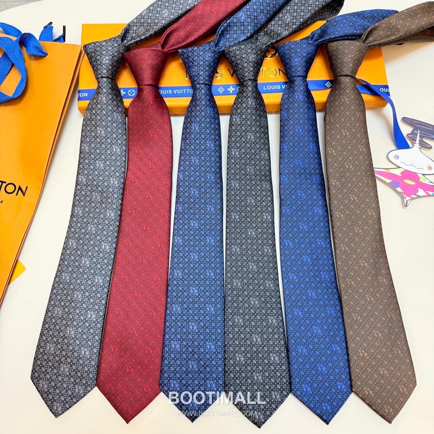Louis Vuitton Monogram Flower Tie Silk Jacquard Elegant Base Tone 루이비통 모노그램 플라워 넥타이 실크 자카드 우아한 베이스 톤 11