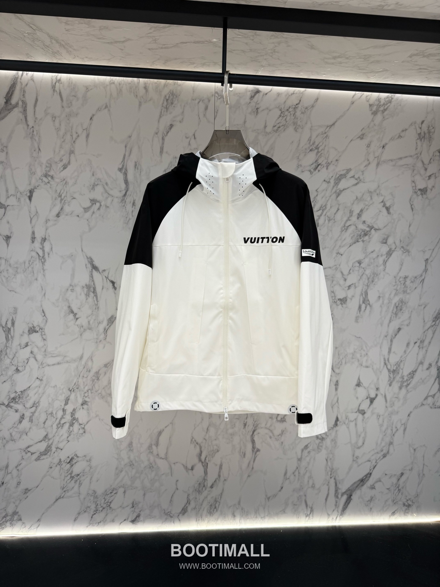 Louis Vuitton Spring 2026 Tailored Jacket Black 루이비통 2026 봄 맞춤 재킷 블랙 48, 50, 52, 54, 56 1