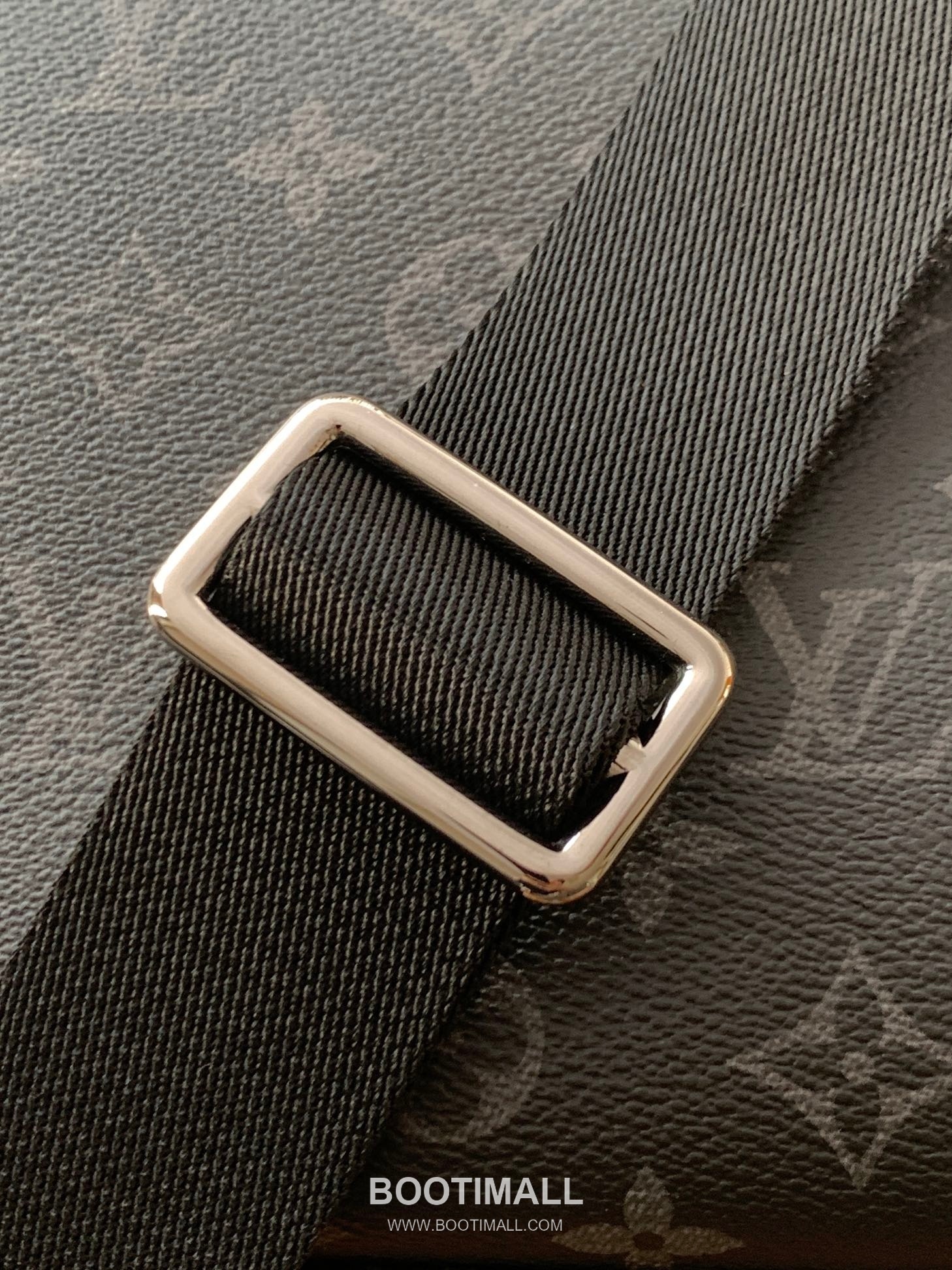 Bulgari Voyager Small Messenger Italian Grade A Leather Black Messenger Bag 호간 보이저 스몰 메신저 이탈리아 A급 가죽 블랙 메신저백 33cm 8