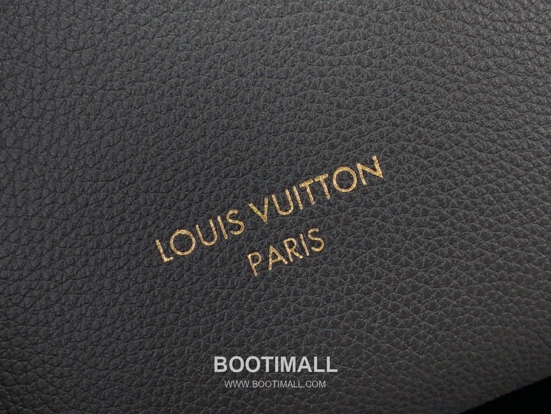 Celine Low Key Hobo Small Smooth Calfskin Brown Shoulder Bag 셀린느 로우 키 호보 소형 소가죽 브라운 숄더백 28cm 7