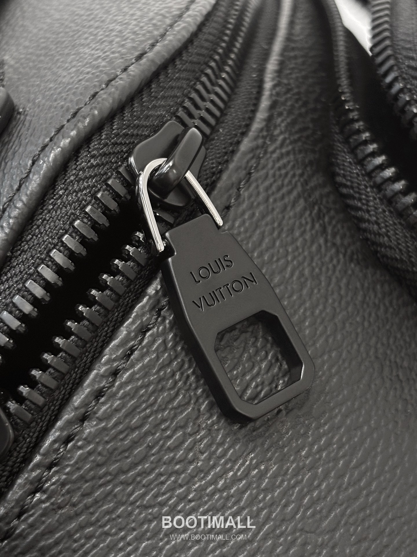 Celine Rush Waist Bag Monogram Canvas Black 셀린느 러시 웨이스트 백 모노그램 캔버스 블랙 30cm 8