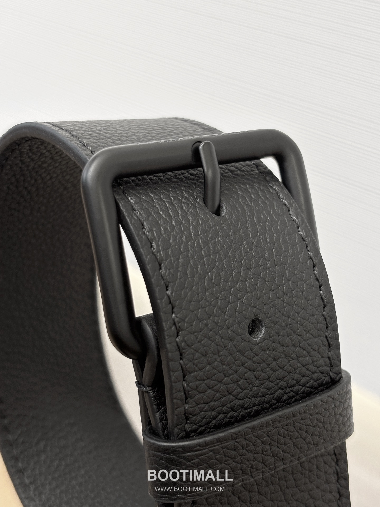 Celine Rush Waist Bag Monogram Canvas Black 셀린느 러시 웨이스트 백 모노그램 캔버스 블랙 30cm 9