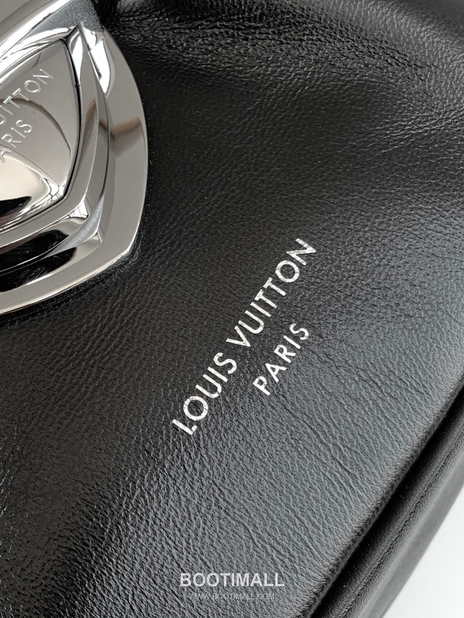 Bulgari Sunset Vib Italian Grade A Leather Black Shoulder Bag 호간 선셋 비브 이탈리아 A급 가죽 블랙 숄더백 27cm 6