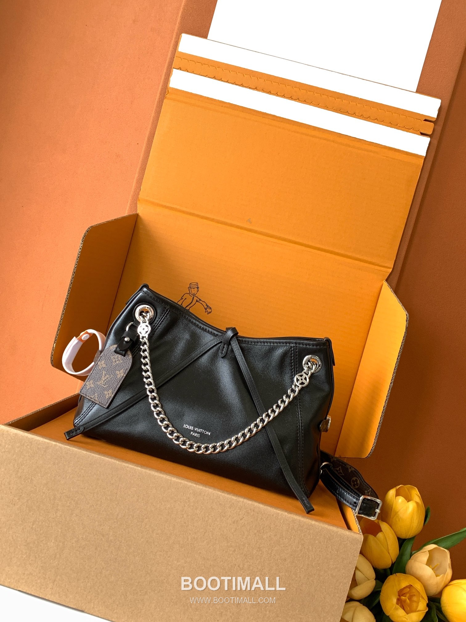 Celine Diamond Pattern Bag Italian Waxed Leather Brown 셀린느 다이아몬드 패턴 백 이탈리아산 나무왁스 가죽 브라운 26x17x10cm 1