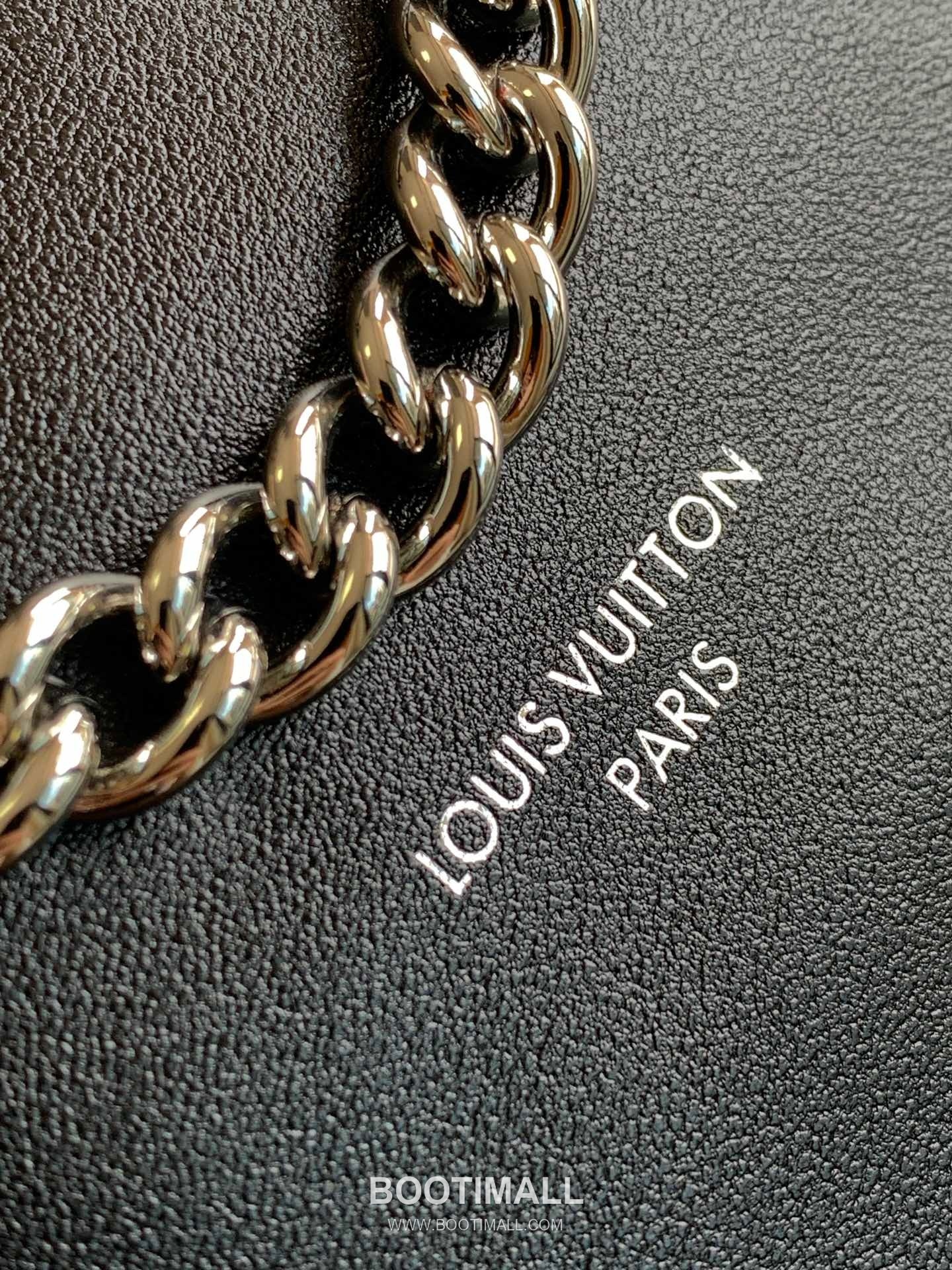 Celine Diamond Pattern Bag Italian Waxed Leather Brown 셀린느 다이아몬드 패턴 백 이탈리아산 나무왁스 가죽 브라운 26x17x10cm 6