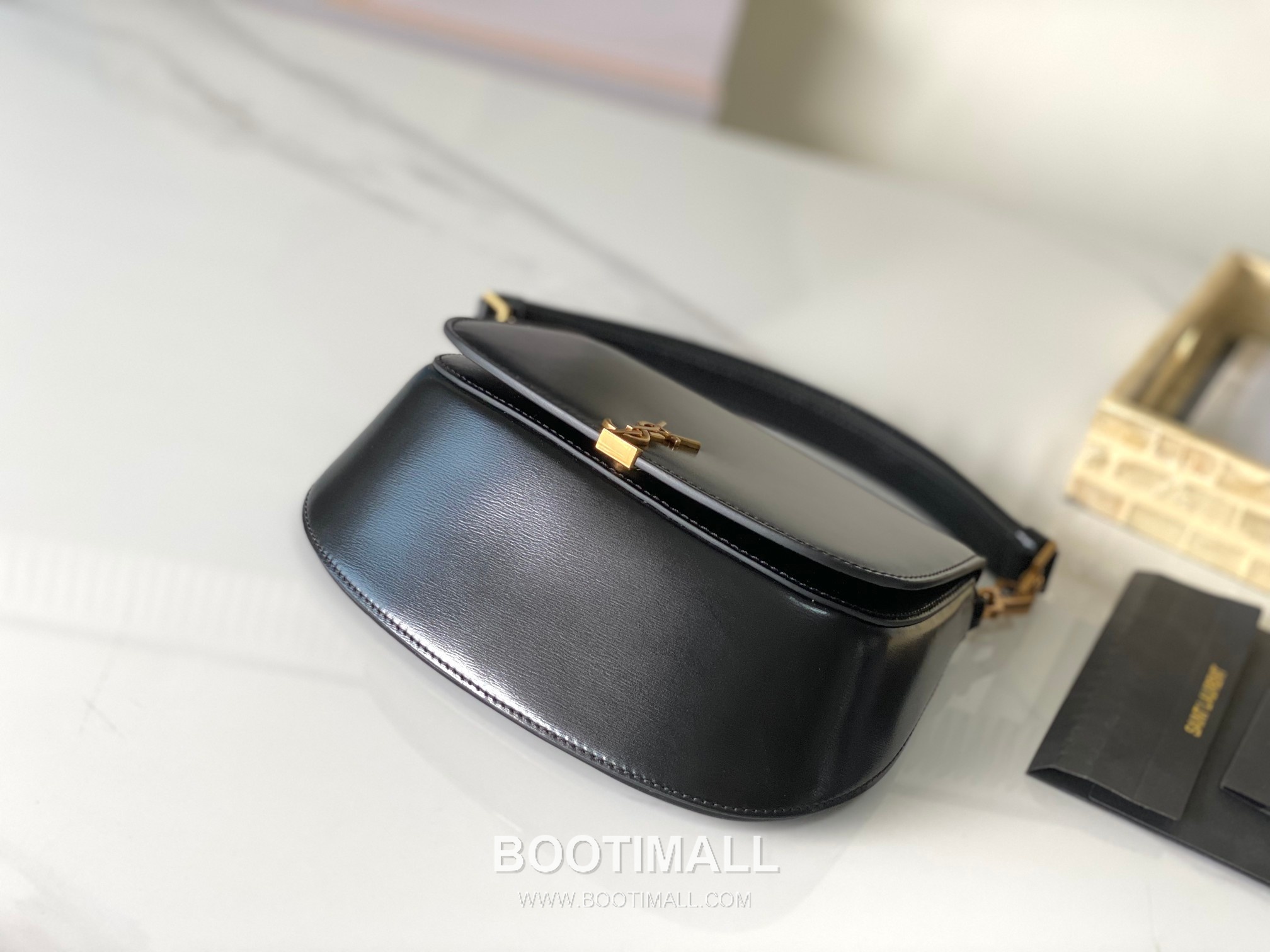 Celine Voltaire Box Calfskin Black Shoulder Bag 셀린느 볼테르 박스 800846 소가죽 블랙 숄더백 21cm 4