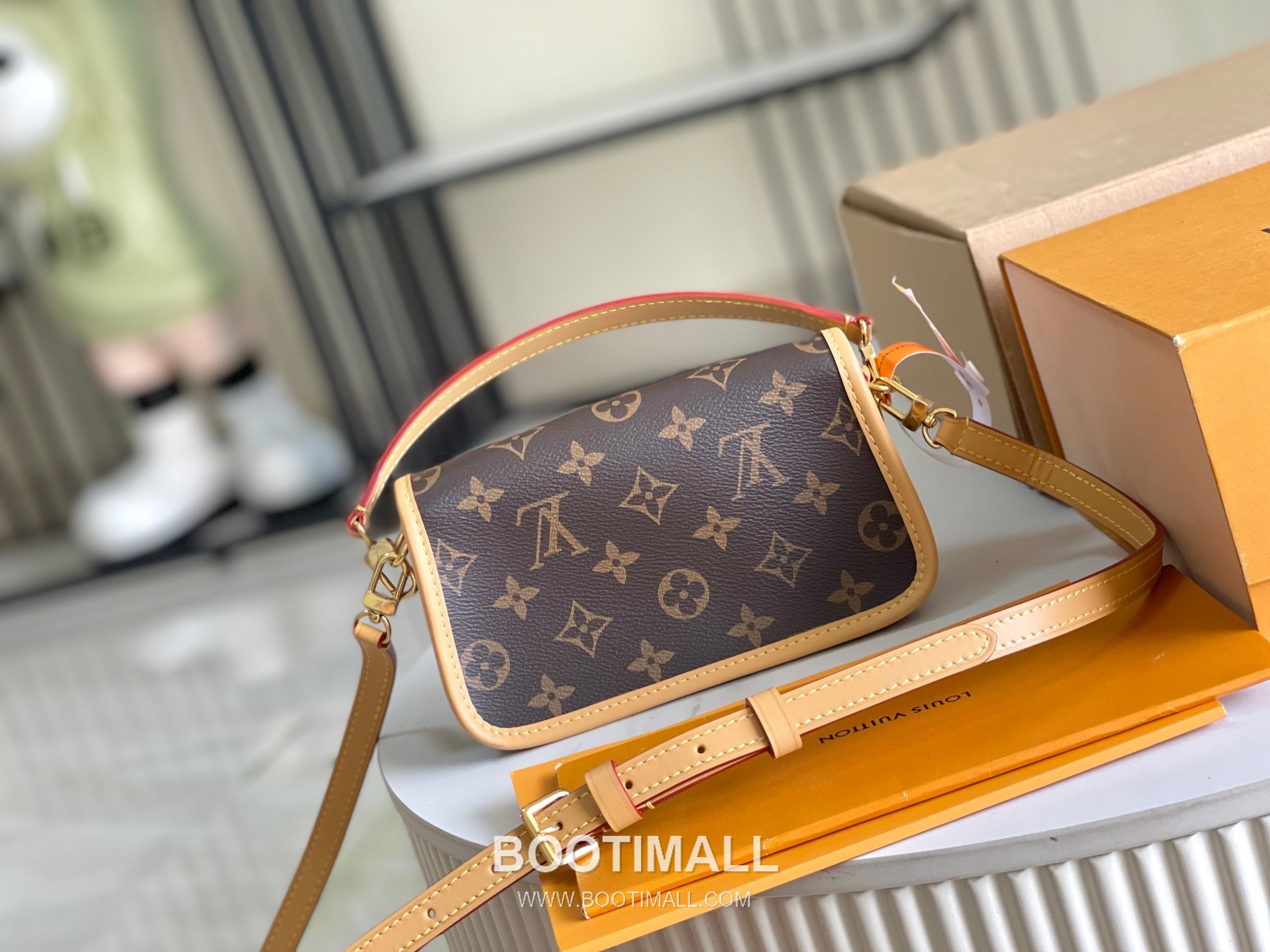 Louis Vuitton Monogram Canvas Bag Italian Grade A Leather, Canvas, Full Steel Hardware Brown 루이비통 모노그램 캔버스 가방 이탈리아 A급 가죽, 캔버스, 풀 스틸 하드웨어 브라운 19x10.5x6 cm 19cm 4