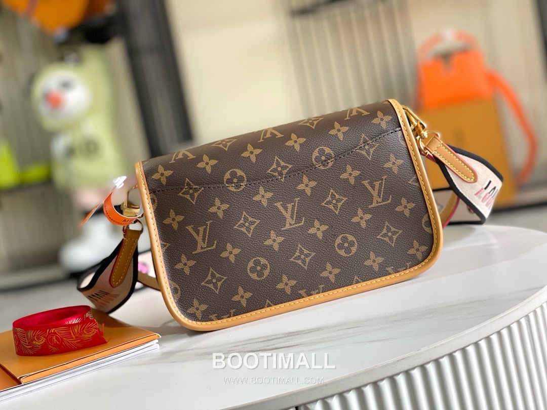 Louis Vuitton Monogram Canvas Tote Italian A-grade Leather, Canvas Brown Bag 루이비통 모노그램 캔버스 토트백 이탈리아 A급 가죽, 캔버스 브라운 가방 25 x 15 x 9 cm 25cm 4