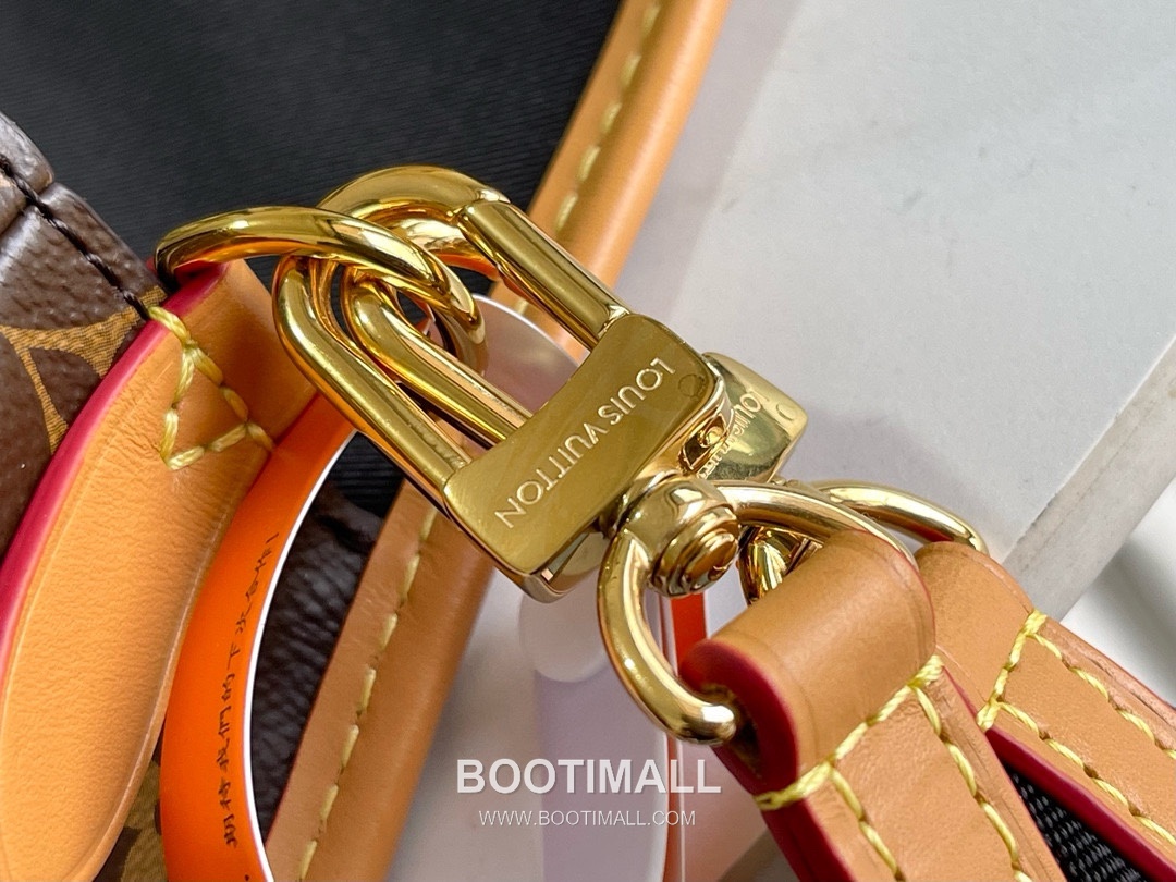 Louis Vuitton Monogram Canvas Tote Italian A-grade Leather, Canvas Brown Bag 루이비통 모노그램 캔버스 토트백 이탈리아 A급 가죽, 캔버스 브라운 가방 25 x 15 x 9 cm 25cm 8