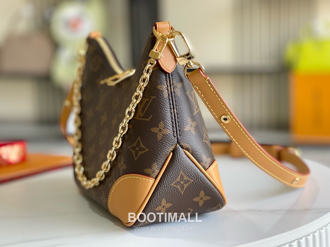 Louis Vuitton Monogram Pochette Bag Italian Leather Brown 루이비통 모노그램 포쉐트 백 이탈리아 가죽 브라운 29x16x9.5cm 2