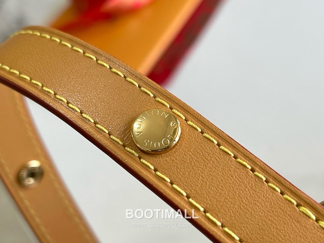 Louis Vuitton Monogram Pochette Bag Italian Leather Brown 루이비통 모노그램 포쉐트 백 이탈리아 가죽 브라운 29x16x9.5cm 8