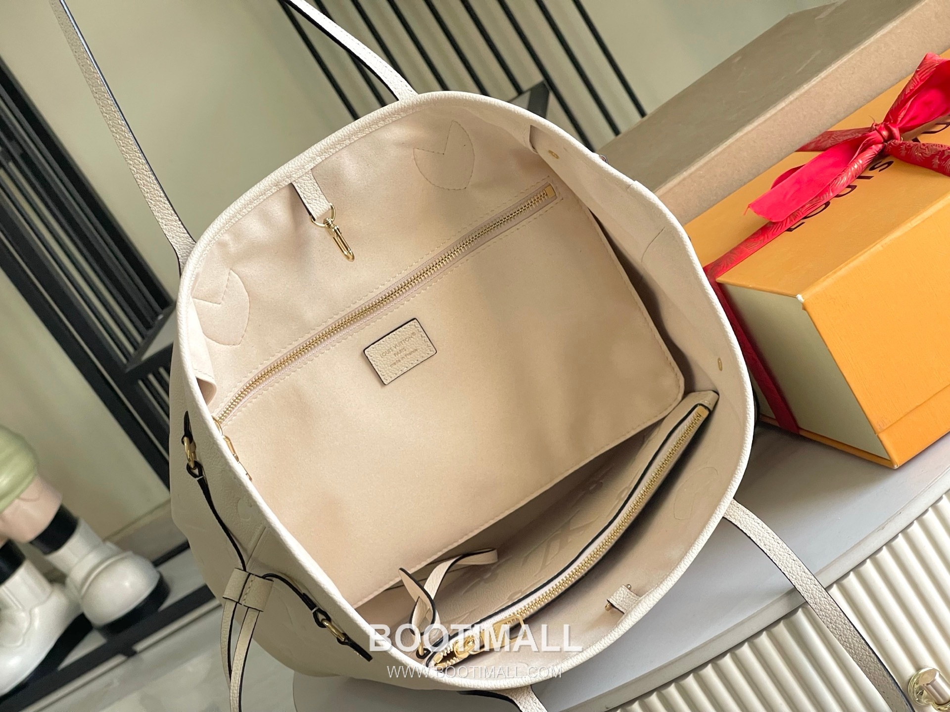 Celine Tote Bag Italian Grade A Leather White 셀린느 M46676 토트백 이탈리아 A급 가죽 화이트 32x29x17cm 7