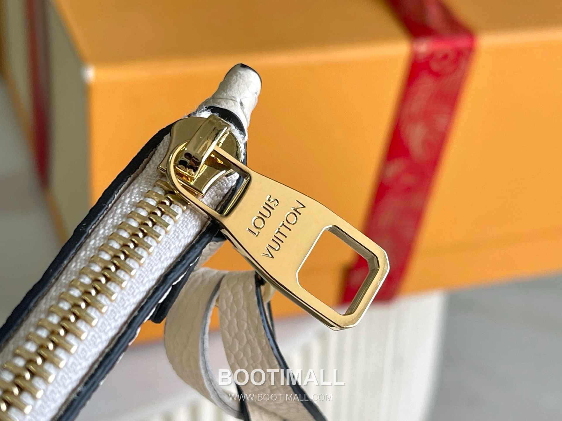 Celine Tote Bag Italian Grade A Leather White 셀린느 M46676 토트백 이탈리아 A급 가죽 화이트 32x29x17cm 8