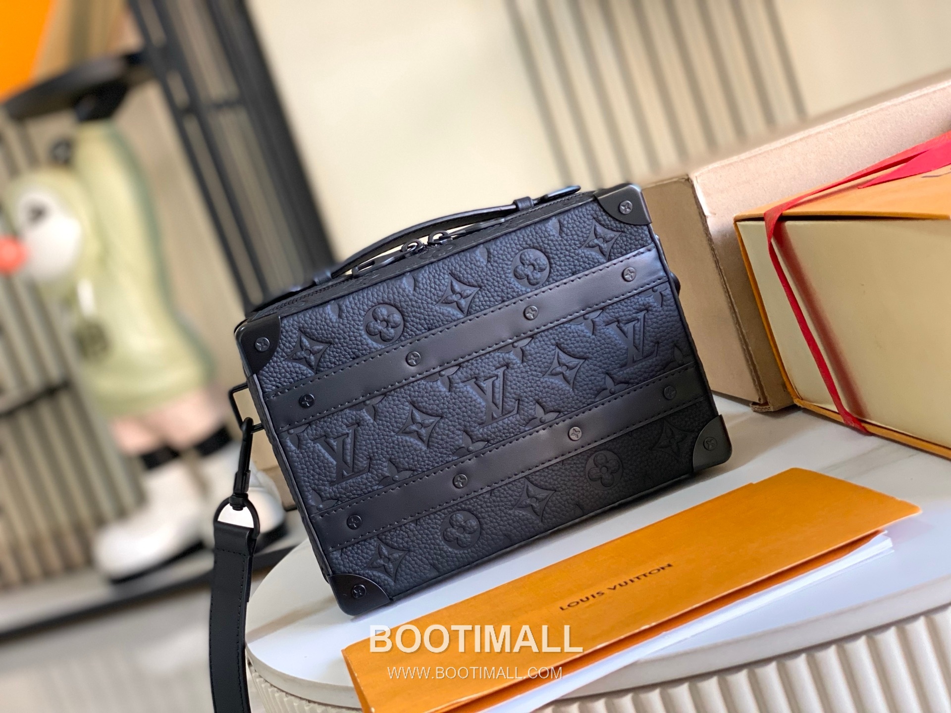 Celine Leather Pouch Italian A-grade Leather Black Bag 셀린느 M59163 가죽 파우치 이탈리아 A급 가죽 블랙 가방 21x15x7 cm 21cm 2