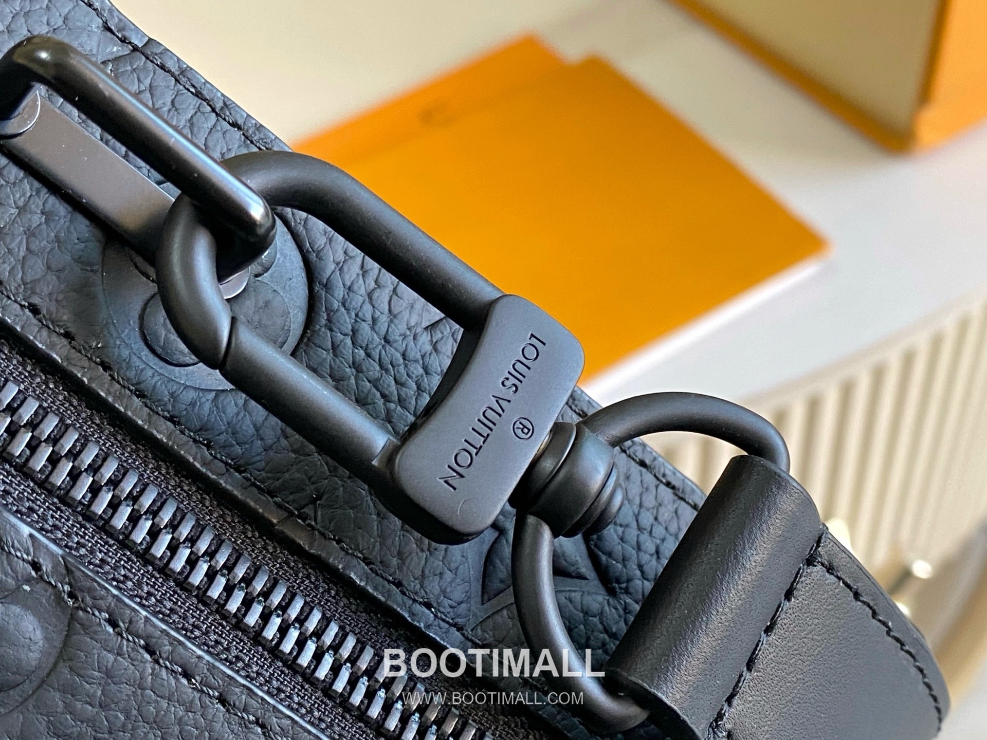 Celine Leather Pouch Italian A-grade Leather Black Bag 셀린느 M59163 가죽 파우치 이탈리아 A급 가죽 블랙 가방 21x15x7 cm 21cm 6